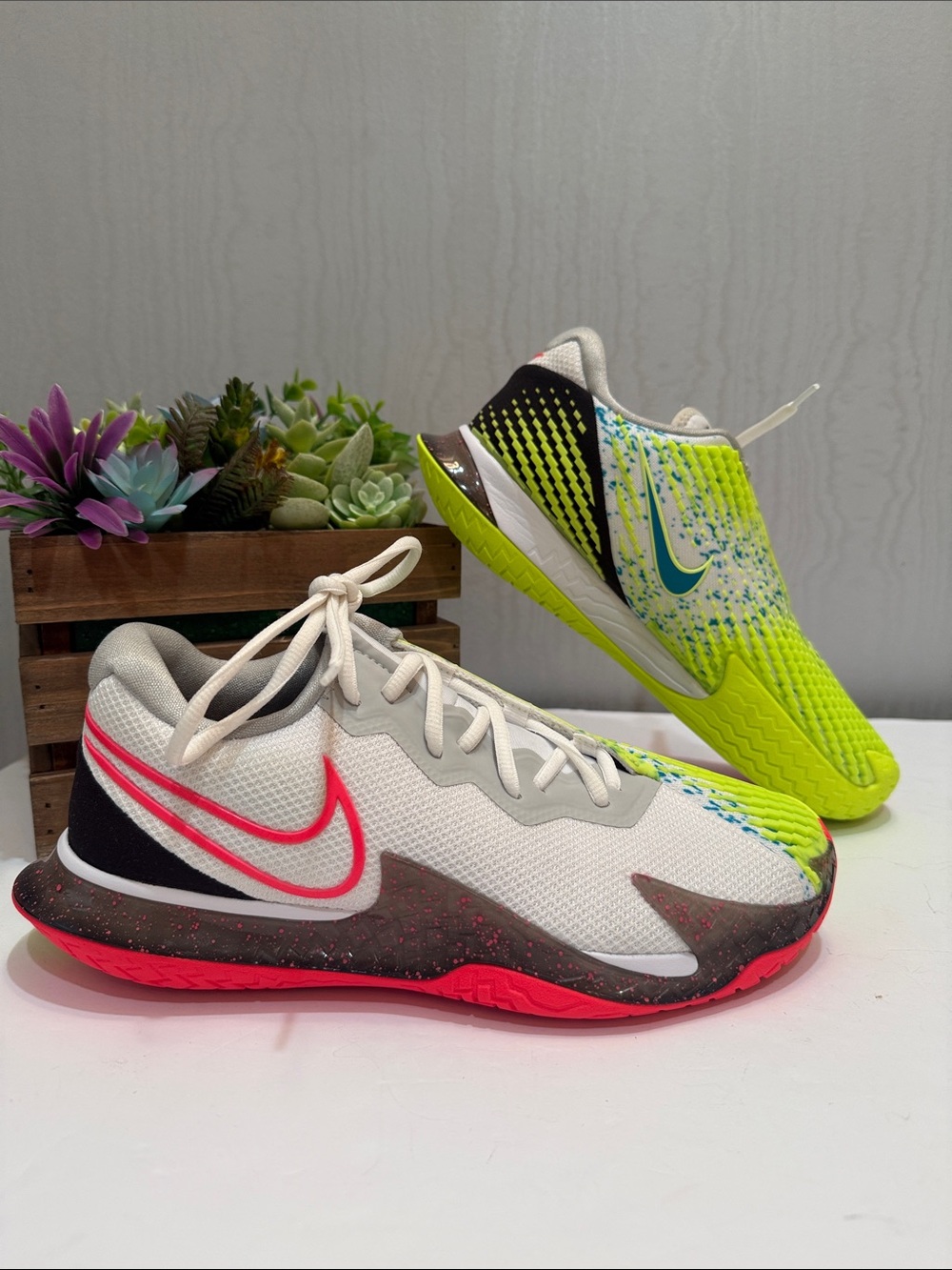NikeCourt Air Zoom Vapor Cage 4 Hot Lime Solar Red Tennis Shoes Men’s 7.5 NWOB